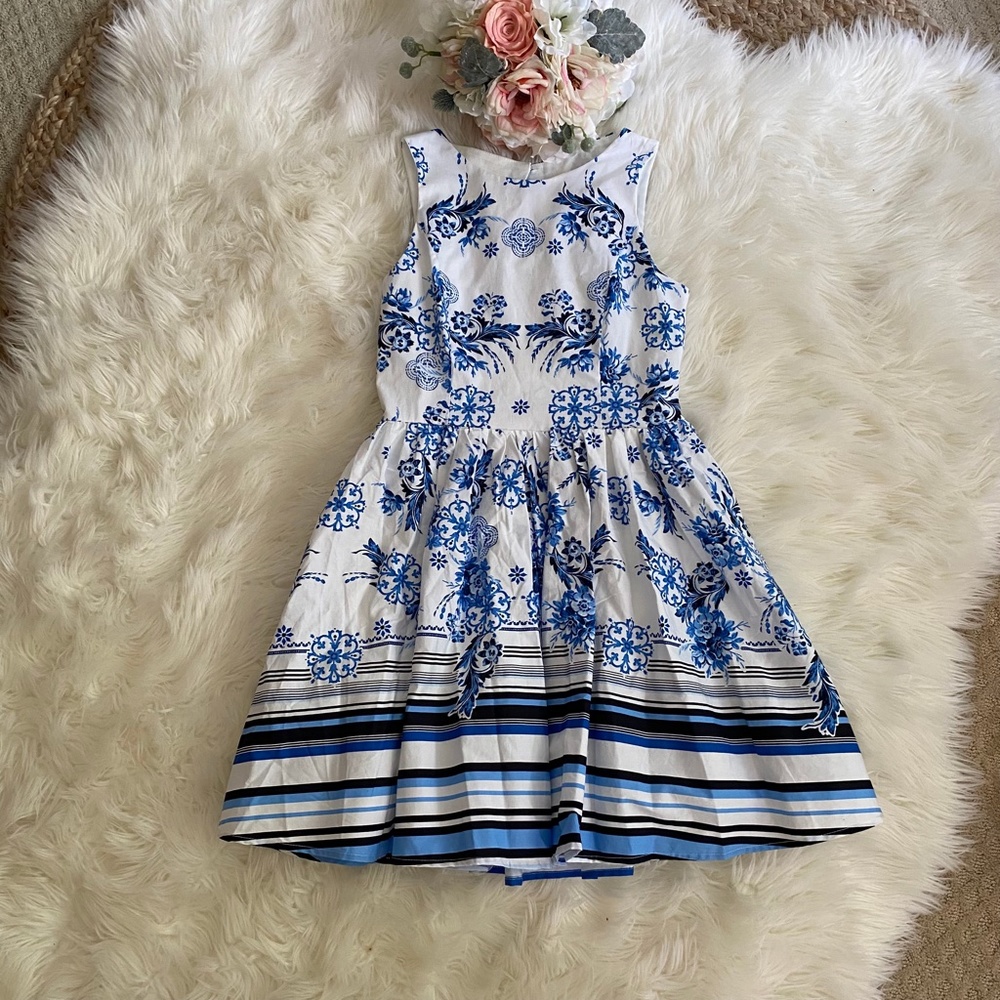 Beautiful Blue and White Sundress Size M